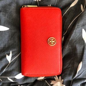 Tory Burch wallet